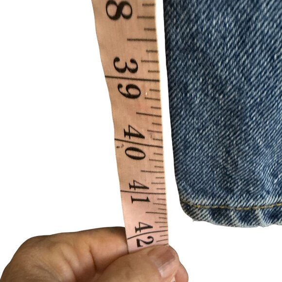 BDG Urban Outfitters Mom High Rise Distressed Jeans Women's Sz 24 Blue Denim 90s - Picture 4 of 11